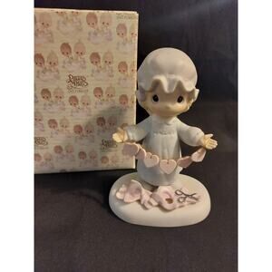 1983 PRECIOUS MOMENTS FIGURINE "YOU HAVE TOUCHED SO MANY HEARTS" w-Box #2821